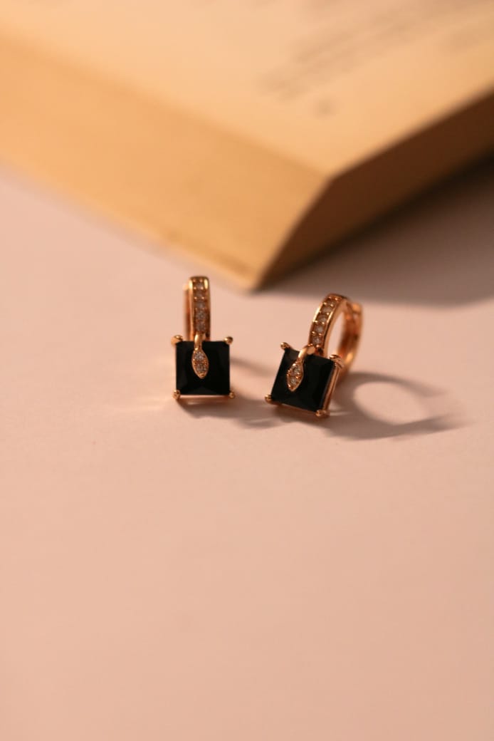 Sophisticated Black Stone Earrings with Literary Elegance